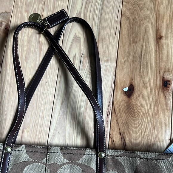 Coach Monogrammed Tote bag - Picture 12 of 16
